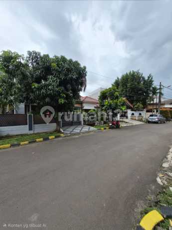 Rumah Second Dlm Komplek Jatiwaringin Jln Lebar Dekat Tol dan LRT