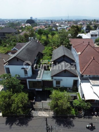 Dijual Rumah Modern Rasa Resort 3 Lantai di Daerah Puncak Dieng, Kota Malang ✨ Dijual Rumah Modern Rasa Resort 3 Lantai di Daerah Puncak Dieng, Kota Malang ✨