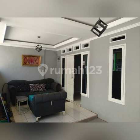 Dijual Murah Rumah Dalam Komplek di Serua Indah Ciputat Tangsel Dijual Murah Rumah Dalam Komplek di Serua Indah Ciputat Tangsel