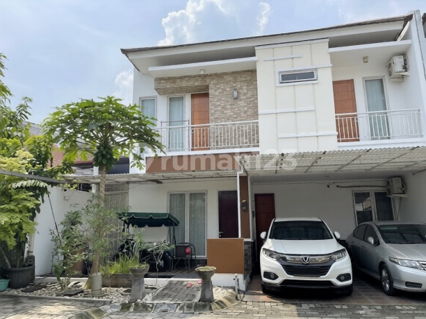 Rumah Rapih 2 Lantai Siap Huni di Bintaro Jual Cepat - 3866 Rumah Rapih 2 Lantai Siap Huni di Bintaro Jual Cepat - 3866