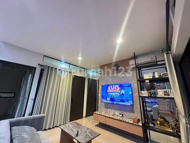 Rumah Nyaman Bagus Semi Furnished Summarecon Flora Bandung