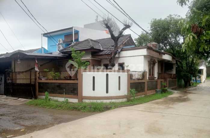 Dijual Cepat Rumah Hoek di Drh Pasar Kemis, Tangerang - Lt 136M² Dijual Cepat Rumah Hoek di Drh Pasar Kemis, Tangerang - Lt 136M²