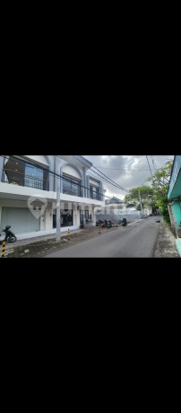 Ruko Strategis 24M2 Seminyak Cocokuntuk Bisnis Baru Ruko Strategis 24M2 Seminyak Cocokuntuk Bisnis Baru