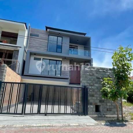 Rumah Babatan Pratama Wiyung ,Surabaya