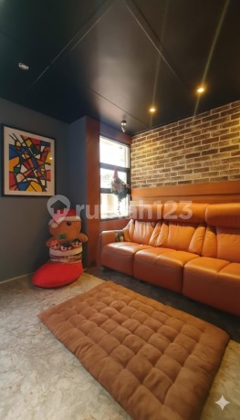 Rumah Gading Serpong Dijual Cepat BU !! Hoek Full Furnished TERMURAH Rumah Gading Serpong Dijual Cepat BU !! Hoek Full Furnished TERMURAH