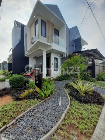 Rumah di Pusat Kota Karawang Rumah di Pusat Kota Karawang