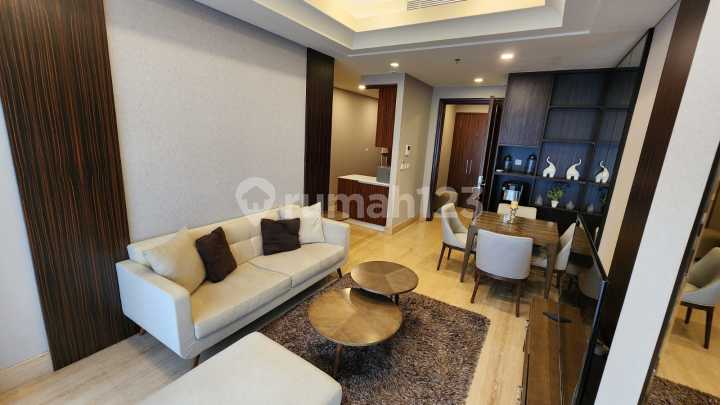 Apartemen South Hills 2 BR, Siap Huni, Strata