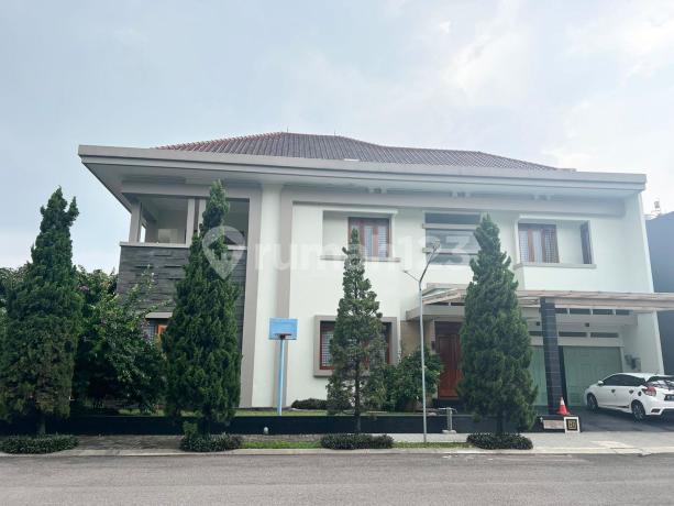 Rumah Bandung 6 BR, 2 Lantai, Bagus, SHM Rumah Bandung 6 BR, 2 Lantai, Bagus, SHM
