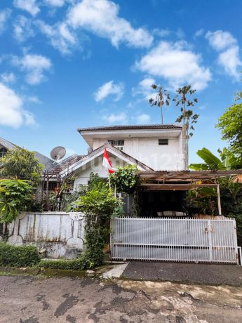 Rumah Siap Huni Lokasi Strategis di Bintaro Jaya Sektor 5, Tangerang Selatan Rumah Siap Huni Lokasi Strategis di Bintaro Jaya Sektor 5, Tangerang Selatan