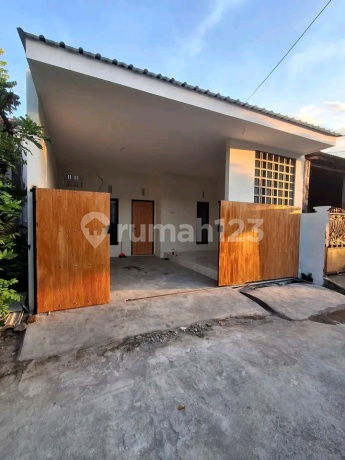 Dijual Rumah Siap Huni di Perum Bumi Tegal Besar Dijual Rumah Siap Huni di Perum Bumi Tegal Besar