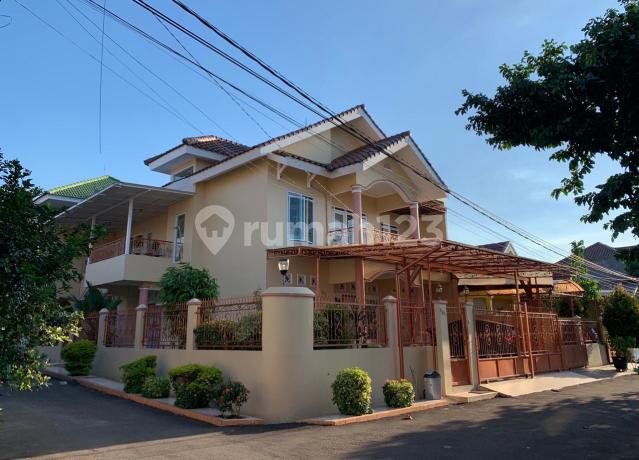 Jual Rumah Hoek Taman Pajajaran Bogor