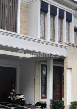 Rumah 2 Lantai Luas Tanah 244 M2 di The Pavillion Ciracas Jakarta Timur