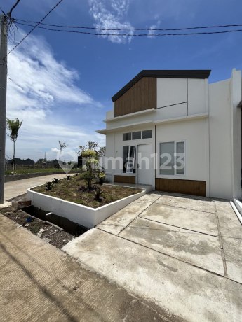 Rumah Minimalis Modern di Green Babelan Asri Bekasi Rumah Minimalis Modern di Green Babelan Asri Bekasi