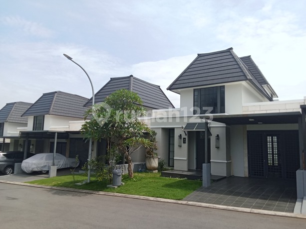 Blue Aqua Citraland - Modern Tropical Living with a Villa Ambiance in Malang Blue Aqua Citraland - Modern Tropical Living with a Villa Ambiance in Malang