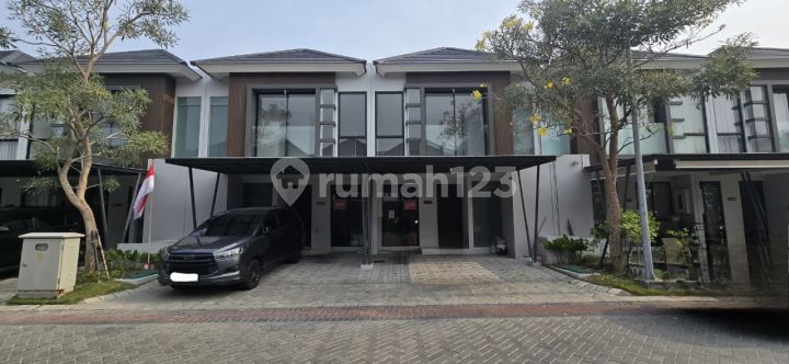 2 Grand Pakuwon Houses - Gladstone Edgar 2.9 M