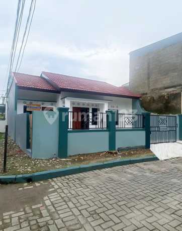 Rumah Hoek Luas di Klapanunggal Harga Murah Tidak Buat Dompet Pegal Rumah Hoek Luas di Klapanunggal Harga Murah Tidak Buat Dompet Pegal