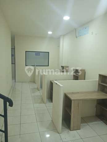 Disewakan Ruko untuk Kantor 3 Lantai di Inkopal Disewakan Ruko untuk Kantor 3 Lantai di Inkopal