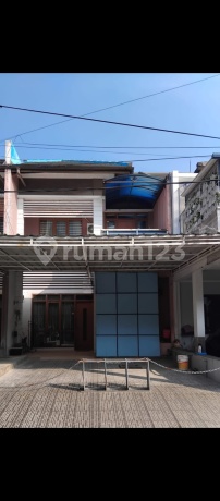 For Sale House in Surapati Core Cluster For Sale House in Surapati Core Cluster
