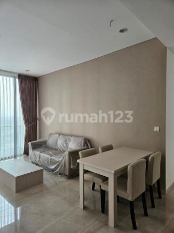 Disewakan Unit Apartemen Izzara 2+1 Br Luas 147 M2 Jakarta Selatan - Fully Furnished - Strategic Location