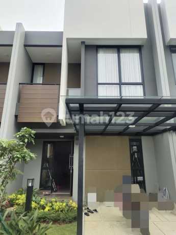 Rumah 2 Lantai di Summarecon Bekasi Magenta Residence, Siap Huni Rumah 2 Lantai di Summarecon Bekasi Magenta Residence, Siap Huni