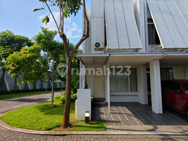 Rumah Hoek Minimalis Full Furnished - Tabebuya BSD City