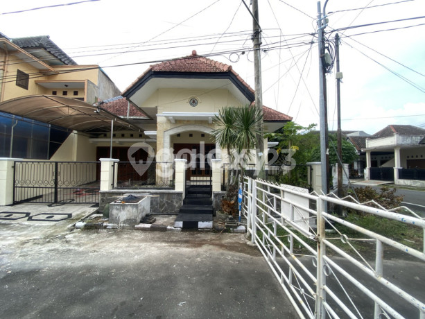 Rumah Taman Sulfat Blimbing Malang Pojok Siap Huni Gmk03479 Rumah Taman Sulfat Blimbing Malang Pojok Siap Huni Gmk03479