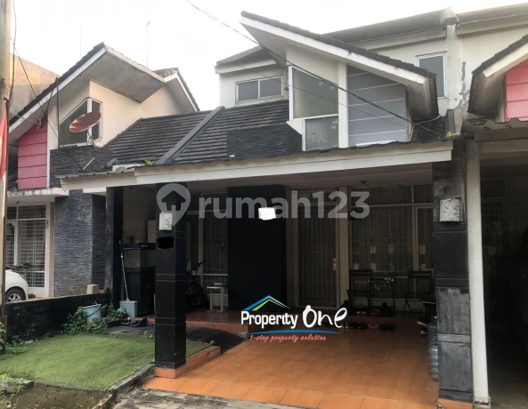 Selling House in Beranda Serpong Ciater Raya Ciputat Housing Estate Near BSD Toll Access