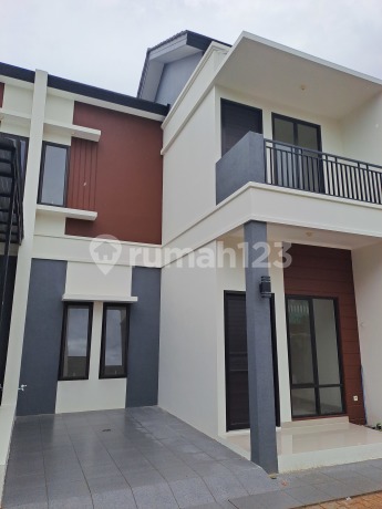 Affordable House in Bintaro 10 Minutes to Pondok Ranji Station