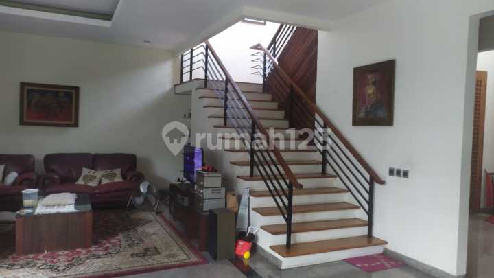 Rumah SHM di Jl. Hang Jebat No.1, Gunung, Kebayoran Baru, Kota Jakarta Selatan, Dki Jakarta, Indonesia, 12120, Kebayoran Baru Bagus Rumah SHM di Jl. Hang Jebat No.1, Gunung, Kebayoran Baru, Kota Jakarta Selatan, Dki Jakarta, Indonesia, 12120, Kebayoran Baru Bagus