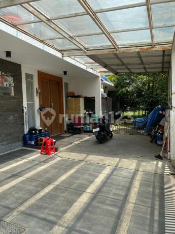 Dijual Rumah Mewah Minimalis Siap Huni di Batununggal (Cluster Depan) Dijual Rumah Mewah Minimalis Siap Huni di Batununggal (Cluster Depan)