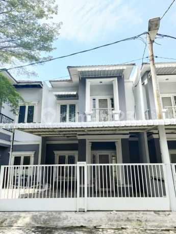 Rumah Mewah 2 Lantai Siap Huni di Menteng Indah Medan! Akses Fasilitas Halton Place (Keamanan 24 Jam)