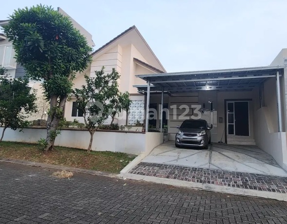 Cluster Depan Danau Bsb, Rumah Graha Taman Pelangi Bsb City Semarang By Prabowo Siswanto Property