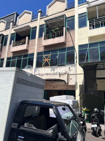 For Sale: Ruko at Pengampon Square, Strategic Location near Pasar Atom For Sale: Ruko at Pengampon Square, Strategic Location near Pasar Atom