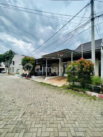 Rumah Cantik di Greenwood Residence Jatiasih Bekasi Rumah Cantik di Greenwood Residence Jatiasih Bekasi