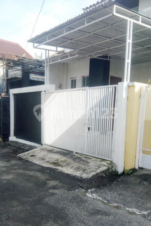 Rumah 2 Lantai Siap Huni Bebas Banjir di Puri Kranji Regency Kota Bekasi Rumah 2 Lantai Siap Huni Bebas Banjir di Puri Kranji Regency Kota Bekasi