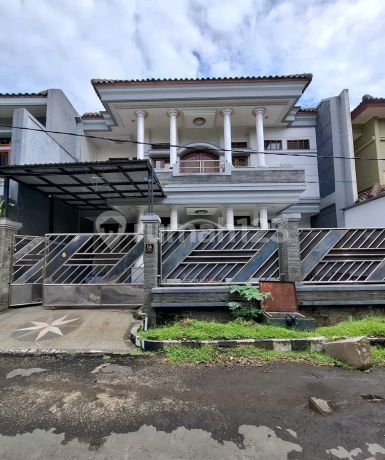 Jual / Sewa Rumah 2 Lantai Kota Bandung Design Eropa
