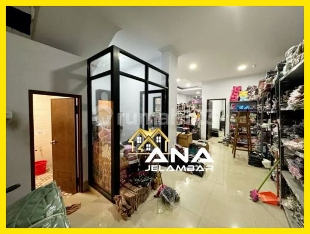 Ana House 2.25 Floors Area 6X20m Road 2 Cars in Jelambar - * Good Deal!! *
