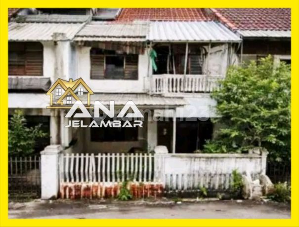 Ana House in Kav Polri Area 7x15m 2 Floors Quiet & Strategic Environment Jelambar - *Good Deal!!* Ana House in Kav Polri Area 7x15m 2 Floors Quiet & Strategic Environment Jelambar - *Good Deal!!*