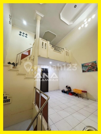 Ana House in Kav Polri Area 5.7X20m 2.5 Floors Great Location Jelambar - *Good Deal!!*
