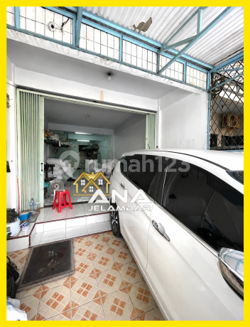 Ana Rumah 3Lt Luas 4X20m Cocok Usaha dan Tinggal Jln 2 Mobil Hadap Selatan Bebasbanjir di Jelambar - * Good- Deal !!* Ana Rumah 3Lt Luas 4X20m Cocok Usaha dan Tinggal Jln 2 Mobil Hadap Selatan Bebasbanjir di Jelambar - * Good- Deal !!*