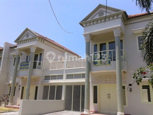 Lokasi Strategis di Sidoarjo Rumah Bagus Siap Huni