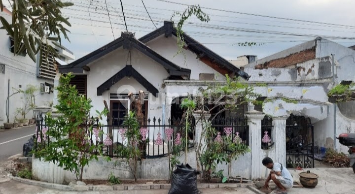 Rumah Pojok 180M² SHM Pondok Sejati Indah Pasuruan