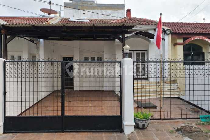 [ Cheap Sale ] Only 1.3M! Cozy Minimalist House in Pakuwon City Near Padel Field & Park Shanghai!