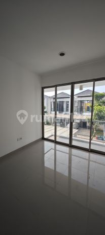 Must Sell! Pik2 Cluster Scarlet House 8X10