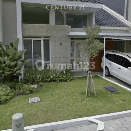 Minimalist House in Kotabaru Parahyangan Near Ikea