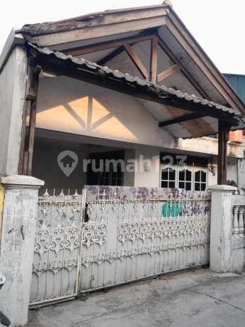For Quick Sale! Ready-to-Occupy House in Wisma Seroja Complex - North Bekasi