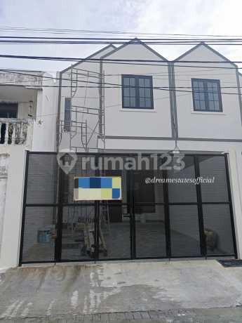 Dijual 2 Unit Rumah Bagus dan Strategis Didaerah Karang Empat