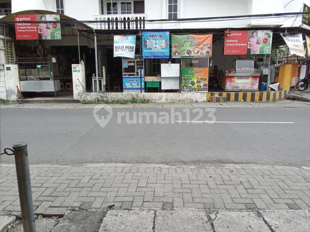 Rumah Bagus 2 Lantai Posisi Hook Lokasi Wisma Pagesangan