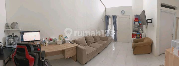 Modern Minimalist House in North Bogor - Cool Air & Comfortable Environment