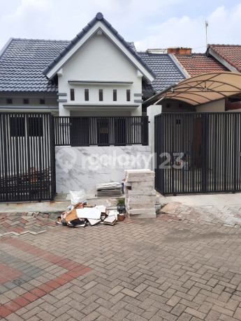 Dijual Rumah Baru Mulyosari Prima Utara 1 Lantai 3+1Kt Carport 2 Mobil
